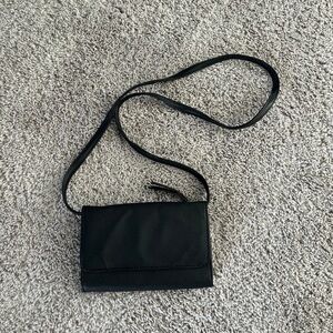 Elegant Black Crossbody Bag